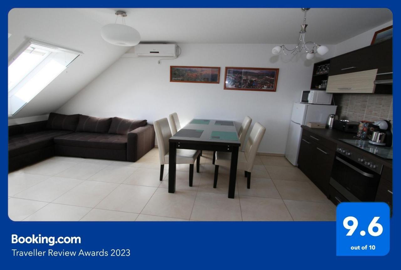 Blonde River Apartman Soter 塞格德 外观 照片